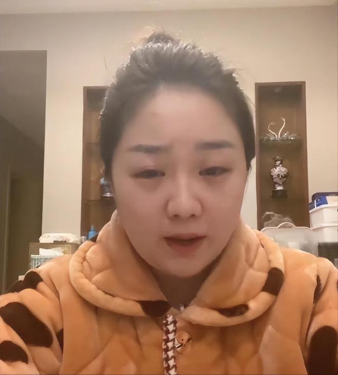 尘终于被注射死刑前男友透露她生前怪异习惯马德里竞技携手K82024年拜月女叶诚(图18)
